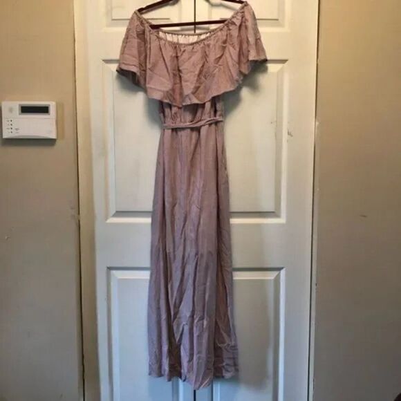 Simply Styled Off-Shoulder Striped Maxi Dress Simply Style - Picture 4 of 5